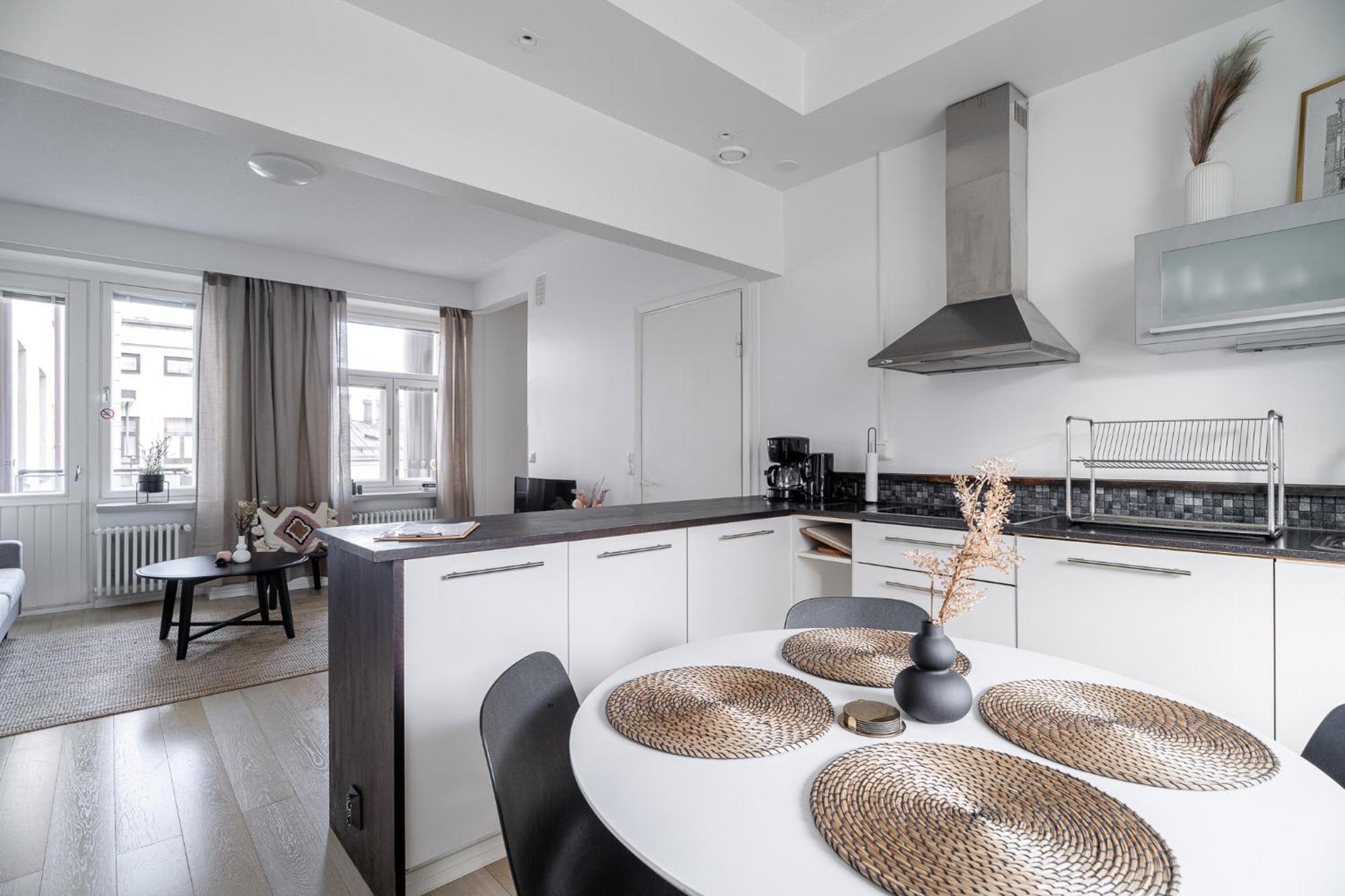 "Penthouse" - Renovated 1Br Apt With Sauna & 60M2 Private Terrace, Hosted By 2Ndhomes Tampere Eksteriør billede